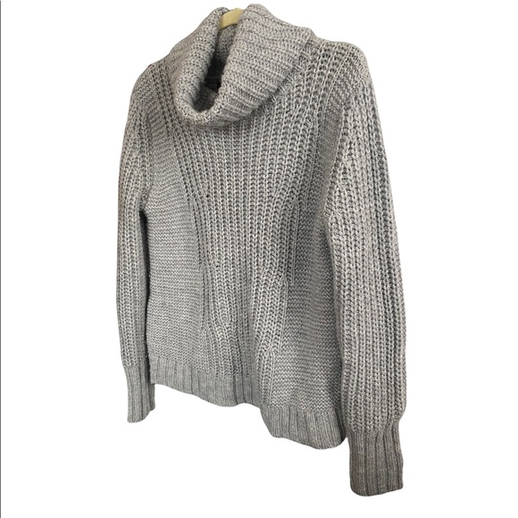 Banana Republic Gray Wool Alpaca Blend Cowl Neck Sweater Size Medium - Picture 3 of 8